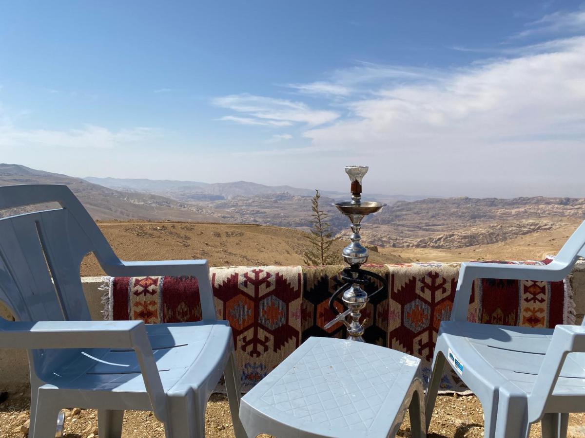Nabati Hostel Wadi Musa Bagian luar foto